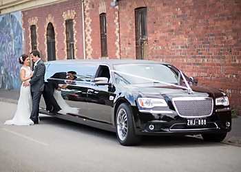 OAK Luxury Service Waterbury Limo Service image 1