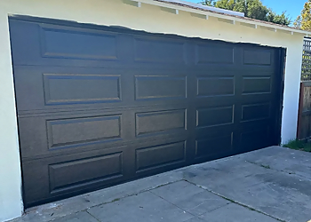 OC Garage Door Guys LLC Newport Beach OC Garage Door Guys LLC Newport Beach - Newport Beach, CA Garage Door Repair - Project Image