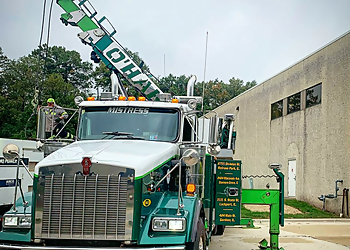Joliet Towing Companies O'Hare Towing Service & Semi Truck Heavy Duty Wrecker