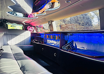 OMG Limos - Aurora, IL Limo Service - Facility Image