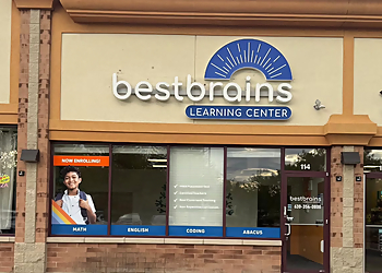 OM Signs & Graphics OM Signs & Graphics - Naperville, IL Sign Companies - Service Image