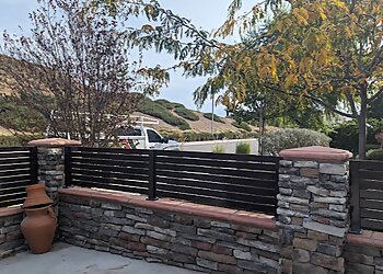 Moreno Valley Fencing Contractors OR Fence & Works