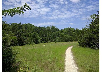 Dallas Hiking Trails Oak Cliff Nature Preserve