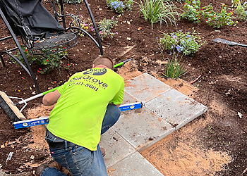 Round Rock Landscaping Companies Oak Grove Lawn & Landscape