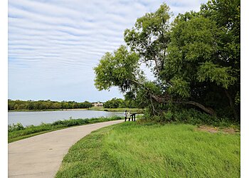 Plano Hiking Trails Oak Point Park and Nature Preserve