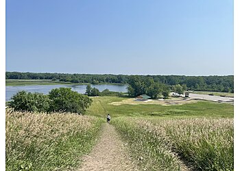 Aurora Hiking Trails Oakhurst Forest Preserve