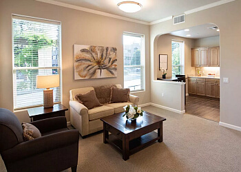 Orange Assisted Living Facilities Oakmont of Orange