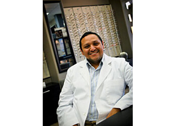 Omar De La Cruz, OD - TODAY'S VISION LAREDO Laredo Eye Doctors