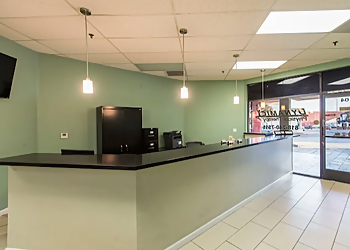 Glendale Physical Therapists Omid Farvili, PT - DYNAMIC PHYSICAL THERAPY