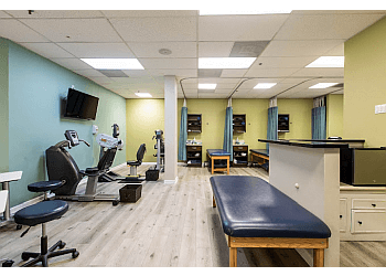 Omid Farvili, PT - DYNAMIC PHYSICAL THERAPY in Glendale