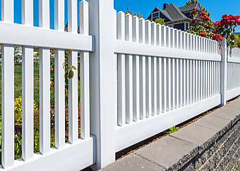On Your Mark Fencing Rockford Fencing Contractors image 1