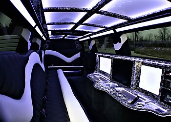 Baltimore Limo Service On the Town Limousines, Inc.