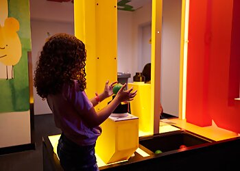 Portland Places To See Oregon Museum of Science and Industry