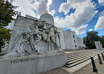 Salem Landmarks Oregon State Capitol