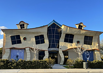 Oscar Larrazolo, MD - Lancaster, CA Pediatricians - Clinic Exterior Image