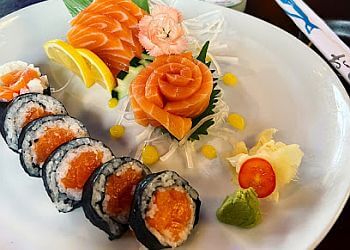 Oshi Poke Bowl and Sushi