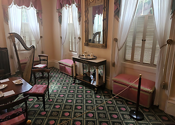 Savannah Landmarks Owens-Thomas House & Slave Quarters