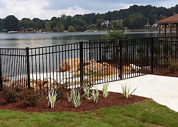 Charlotte Fencing Contractors P. Saylor Fence