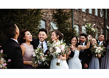 Palette of Light - Rockford, IL Wedding Photographers - Professional Highlights