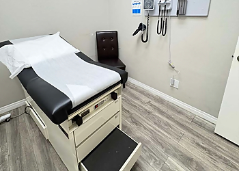 Palmdale Urgent Care - Palmdale, CA Urgent Care Clinics - Clinic Interior Image