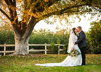 Fresno wedding photographer Pamela Leeds Photography