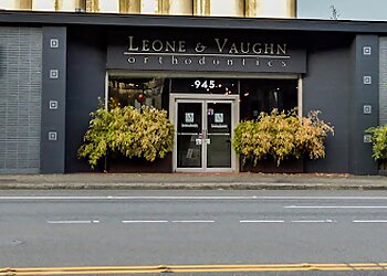 Seattle Orthodontists Paola Leone, DDS & Gregory Vaughn, DDS - LEONE & VAUGHN ORTHODONTICS