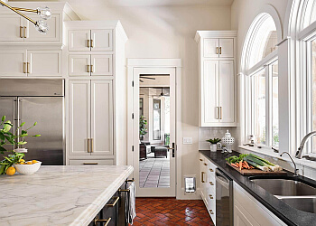 San Antonio Painters Paper Moon Painting