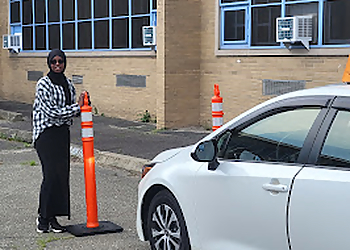 Parallel-Parking Auto Academy - Boston, MA Driving Schools - Training Image