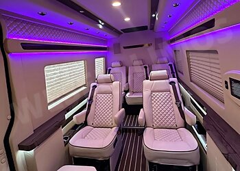 Los Angeles Limo Service Paramount Limousine Service