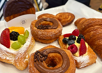 Paris Baguette Sunnyvale  Sunnyvale Bakeries image 1
