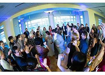 Cincinnati Djs Party Pleasers Services