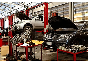 Pasadena Motor Cars - Pasadena, CA Car Repair Shops - Business Interior Image