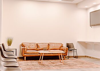 El Paso Cosmetic Dentists Paul Apilado, DDS -  SOUTHWEST CELEBRITY SMILES