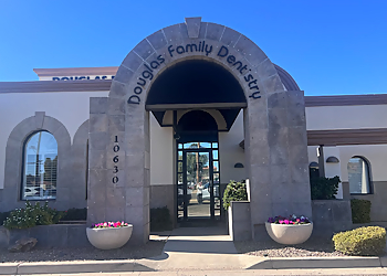 Scottsdale Cosmetic Dentists Paul D. Douglas, DDS - DOUGLAS FAMILY DENTISTRY