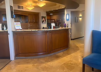 Scottsdale Cosmetic Dentists Paul D. Douglas, DDS - DOUGLAS FAMILY DENTISTRY