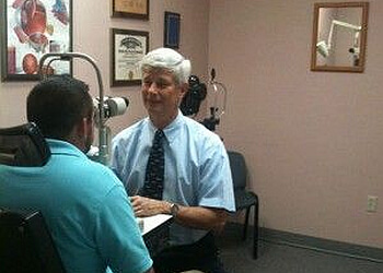 Paul Funderburk, OD - SUPER OPTICAL EXPRESS Gainesville Eye Doctors
