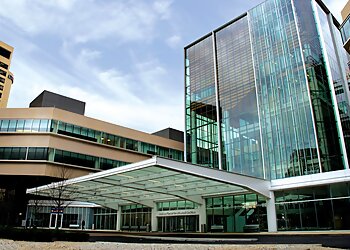 Philadelphia Neurosurgeons Paul J. Marcotte, MD - PENN NEUROSCIENCE CENTER-NEUROSURGERY