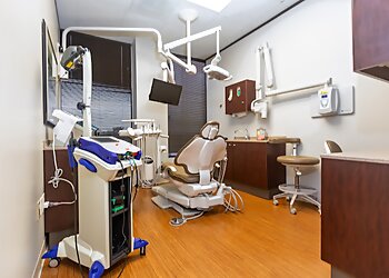 Houston Cosmetic Dentists Paul Lee, DDS - SMILE MORE