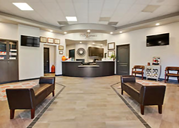 Visalia Podiatrists Paul Mayo, DPM - CENTRAL VALLEY FOOT & ANKLE, INC.