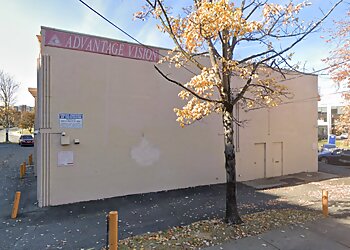 Charlotte Pediatric Optometrists Paula Newsome, OD - ADVANTAGE VISION CENTER