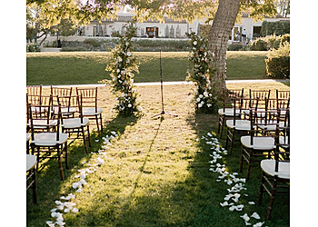 Oceanside Wedding Planners Peaches to Poppies