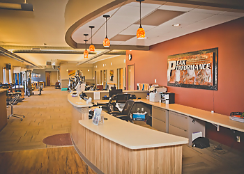 Lansing Physical Therapists Peak Performance Physical Therapy Lansing