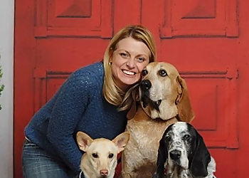 Peanuts Pet Sitting - Louisville, KY Dog Walkers - Professional Highlights