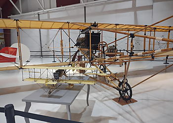 Vancouver Places To See Pearson Air Museum