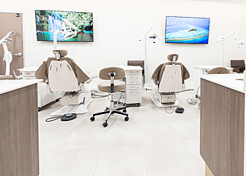Santa Clarita Dentists Pedram Soleimani, DDS - AESTHETIC DENTAL & SPECIALTY CENTER