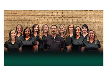 Murfreesboro Cosmetic Dentists Peete Lewis, DDS - LEWIS DENTAL GROUP