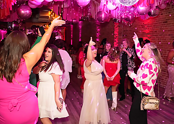Pelican Entertainment Services Pelican Entertainment Services - Shreveport, LA Djs - Live Entertainment Image