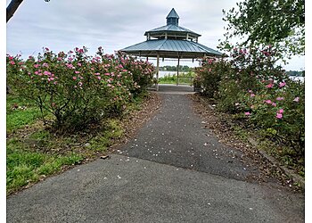 Philadelphia Hiking Trails Pennypack Park