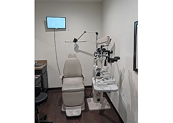 Pepper Martin, OD - NORMAN VISION CLINIC - Norman, OK Pediatric Optometrists - Treatment Room Image