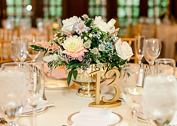 Persimmon Petals - Hartford, CT Florists - Floral Arrangement Image